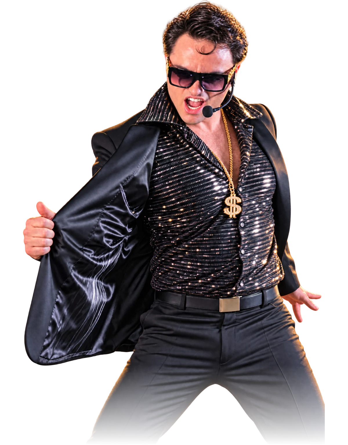 Dominic en showman disco : lunettes carrées, chemise à paillettes et collier doré